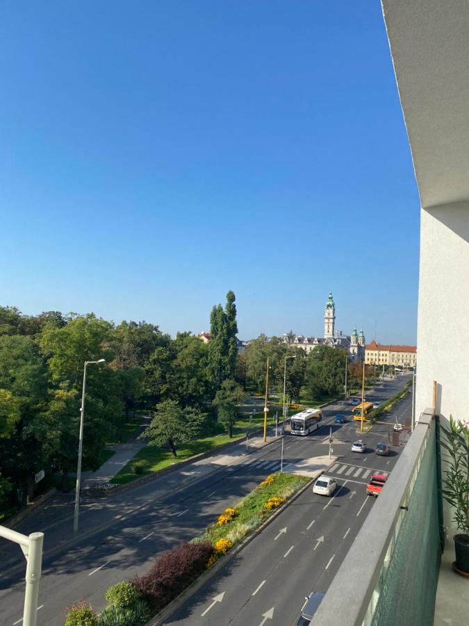 Katica Apartman Дьор Екстериор снимка