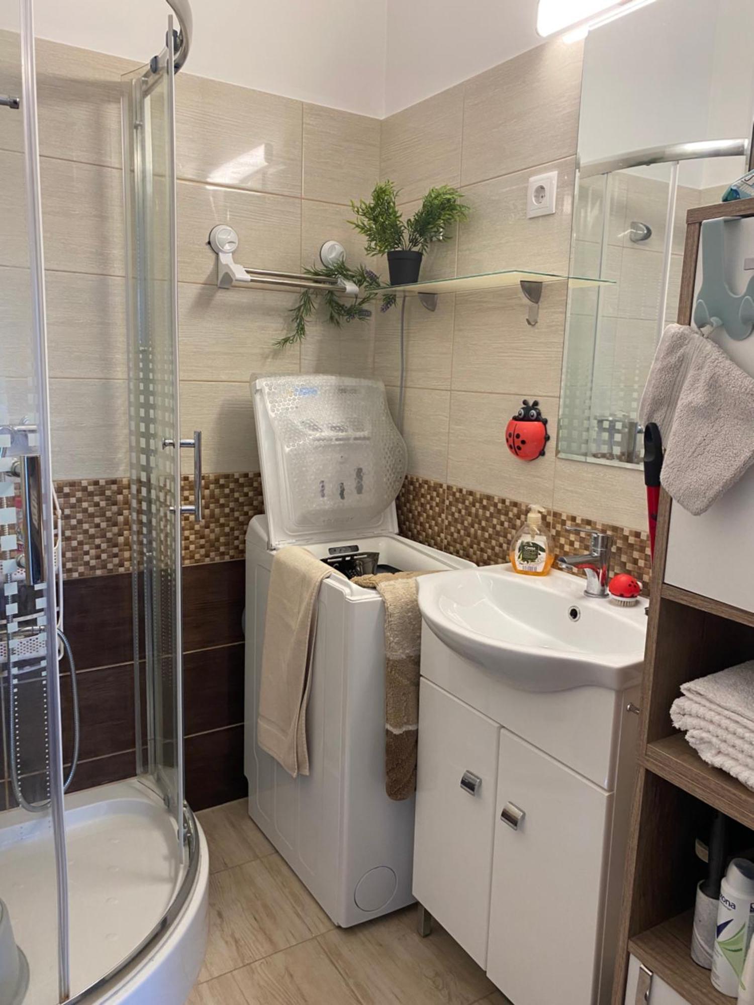 Katica Apartman Дьор Екстериор снимка